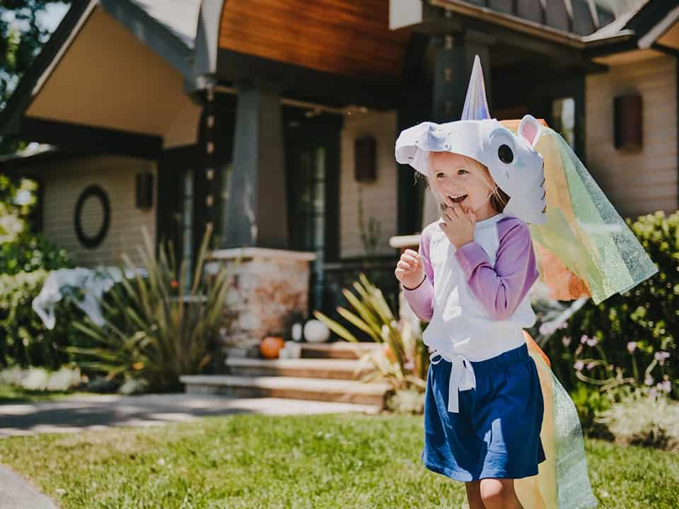 Glowing Horn Unicorn Costume