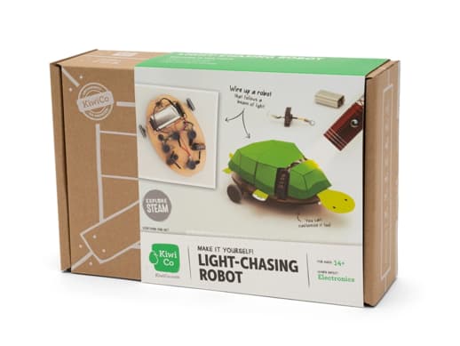 Light-Chasing Robot Book Set