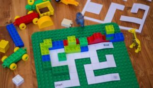 Code a Lego Maze