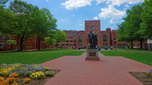 George Washington statue in the University of George Washington